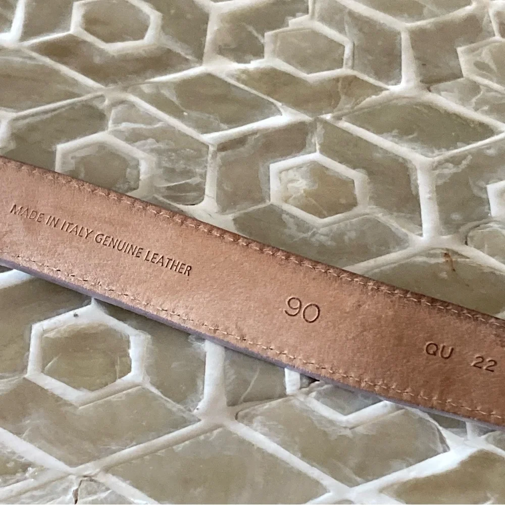 TOD'S Women’s Calfskin Leather Belt in lightest pink